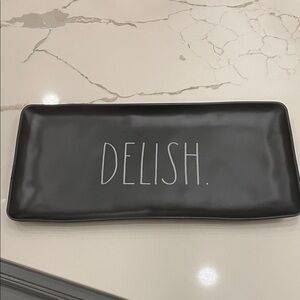 Rae Dunn DELISH Melamie platter in black/white